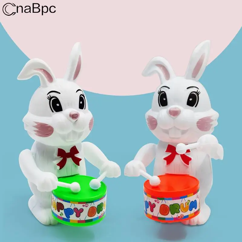 1 ADET Sevimli Tavşan Davul Oyuncak Karikatür Hayvan Clockwork Oyuncak Yürümeye Başlayan çocuk için oyuncak Çocuk Hediye Rastgele Renk