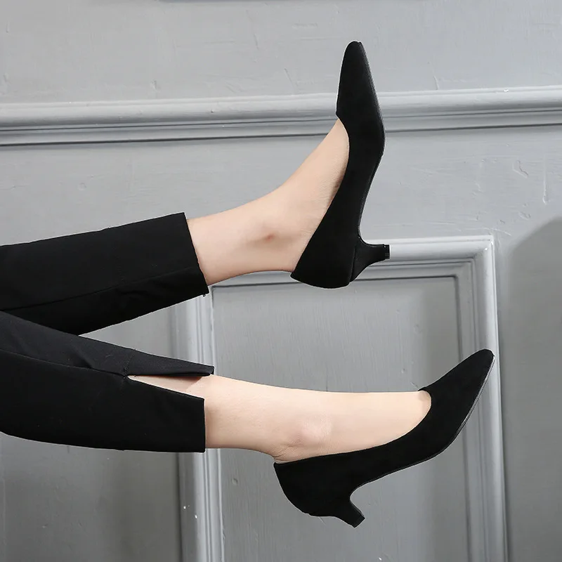 Siyah Mesleki Ayakkabı Kadınlar için Basit Temel Düşük Topuklu 4.0 cm Kalın Tıknaz Topuk Rahat Profesyonel iş ayakkabısı 43