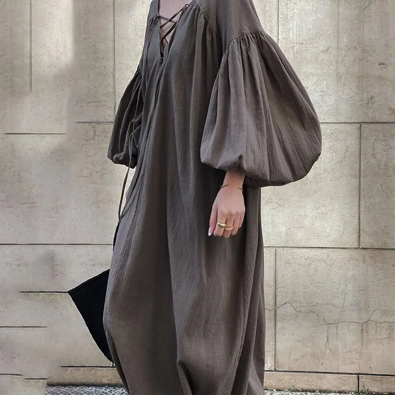 2021 Yeni Varış Bahar Yaz Kadın Rahat Gevşek Üç Çeyrek Kollu Elbise Hollow Out Fener Kollu Ayak Bileği uzunlukta Elbiseler V40
