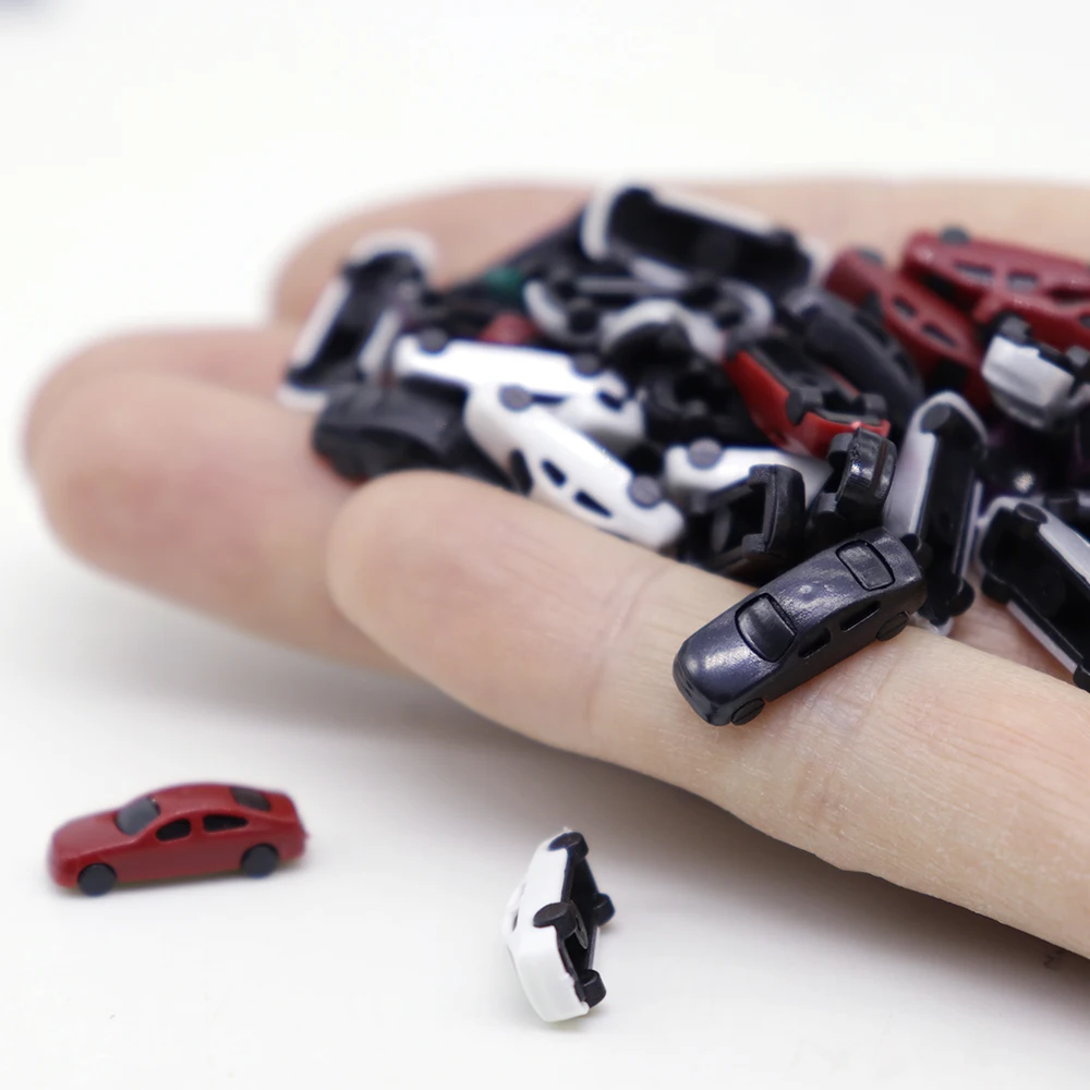 1:300 Ölçekli Minyatür Araba Modeli Oyuncaklar Boyalı ABS Plastik Araç Demiryolu Tren Sokak Mimarisi Yapı Düzeni Hediyeler