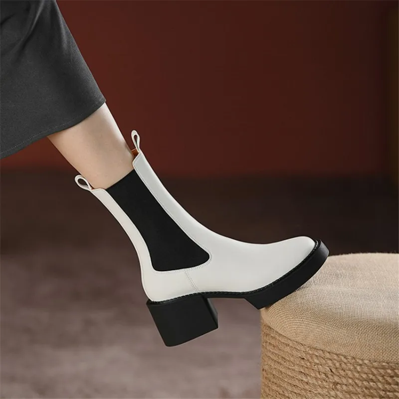 2021 Yeni Kış bayan Botları Yuvarlak Ayak Kalın Topuk yarım çizmeler Moda Yüksek Topuk Ayakkabı Platformu Çizmeler kadın ayakkabıları Topuklu