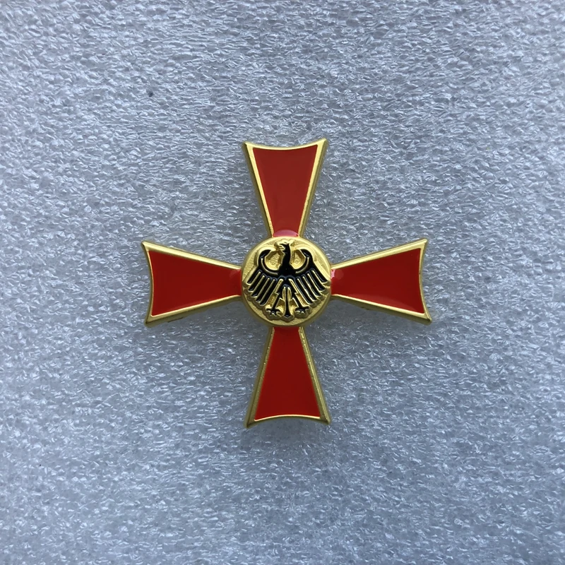 Alman Cumhuriyeti liyakat Madalyası