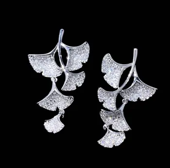gümüş ginkgo yaprakları kişilik akçaağaç yaprağı lüks zirkon küpe kadınlar için high-end tasarımcı zarif ziyafet düğün takısı