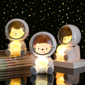 LED Yaratıcı Sevimli Hayvan Astronot Gece Lambası USB Şarj Yatak Odası Başucu Lambası Karikatür Takı Süsler Doğum Günü Tatil Hediyeler