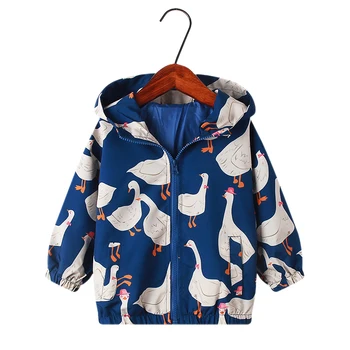 Erkek Çocuk Giysileri 2022 Sonbahar Yeni Kaliteli Kuğu Baskılı Kaliteli Kapşonlu Palto Rüzgar Geçirmez Ceketler Kızlar için 2-10 Yıl Moda Giyim